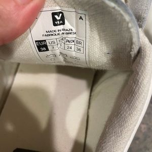 Veja Velcro sneakers